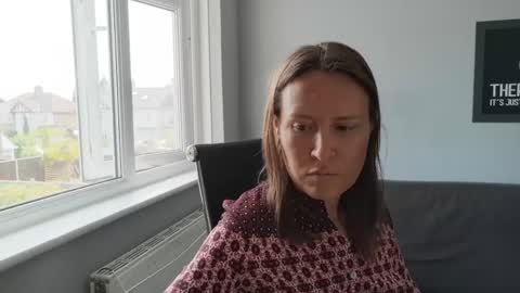 Nadia Ferreira  online show from May 30, 10:23 am