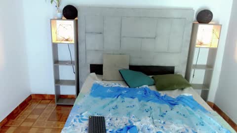 Snapshot of eban_dustan chatting on March 22, 7:39 pm Eban online show from March 22, 7:39 pm