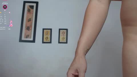 Laraand Drake online show from December 20, 9:21 am