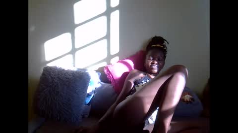 eboniana online show from January 16, 5:11 am