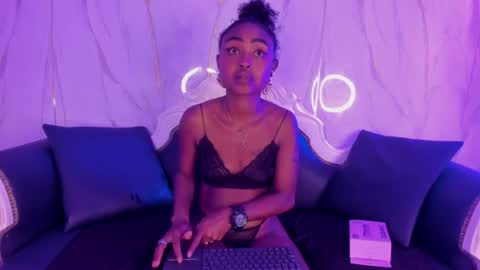 Snapshot of ebonnybunny chatting on June 14, 7:05 pm Bunny Bunny online show from June 14, 7:05 pm
