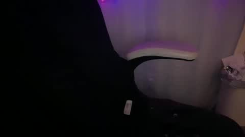 americnbarbie online show from February 5, 1:04 am