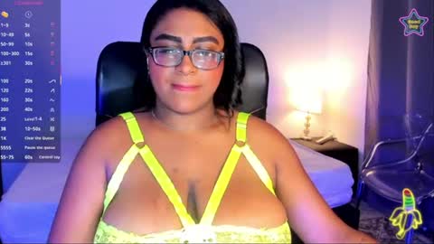 ebony__queen2 online show from June 18, 8:57 pm