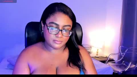 ebony__queen2 online show from July 7, 8:24 pm