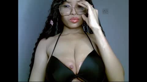 Snapshot of ebony_badgurl chatting on March 21, 10:20 am Ebony badgurl online show from March 21, 10:20 am