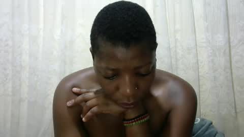 Snapshot of ebony_candy1998 chatting on November 21, 4:55 am ebony_candy1998 online show from November 21, 4:55 am