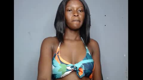 Snapshot of ebony_dark_melaninqueen chatting on September 17, 9:22 am vicky online show from September 17, 9:22 am