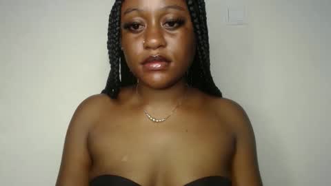 Ella online show from September 12, 7:36 pm