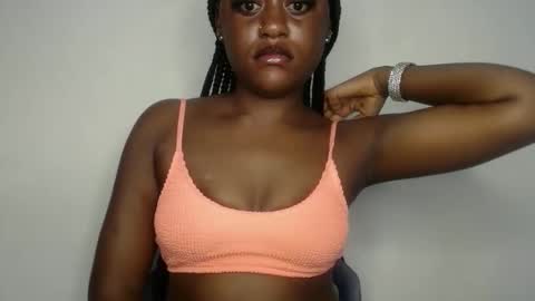 Ella online show from September 14, 11:15 pm