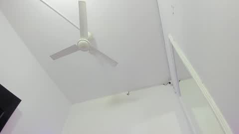 ebony_katterin online show from December 29, 3:13 pm
