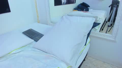 ebony_katterin online show from December 30, 10:45 pm