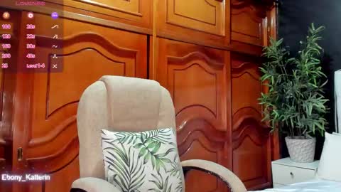 ebony_katterin online show from November 20, 11:10 am