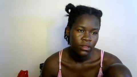 ebony_lynne online show from June 12, 9:30 am