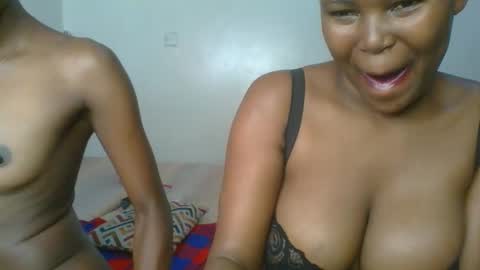 ebony_meeky online show from September 19, 6:19 pm