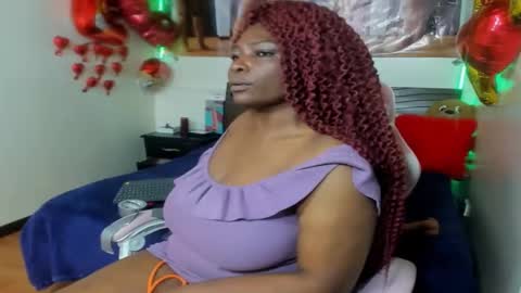 Snapshot of ebony_mine47 chatting on March 5, 7:27 am Ebony Mine online show from March 5, 7:27 am