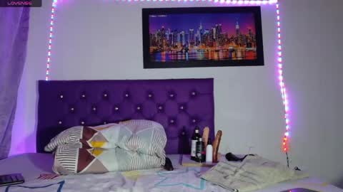LINA  online show from April 25, 3:53 am