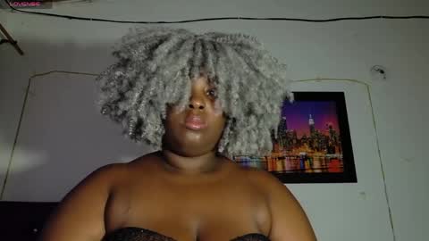LINA  online show from May 13, 3:26 am