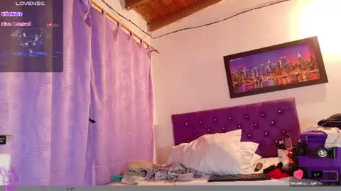 LINA  online show from June 13, 3:04 am