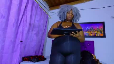 LINA  online show from July 7, 3:20 am