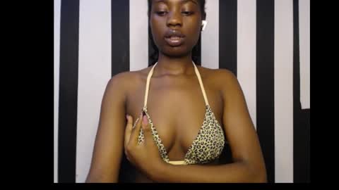 Ella online show from September 21, 9:49 pm
