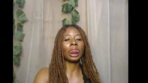 Queen online show from December 4, 9:12 pm