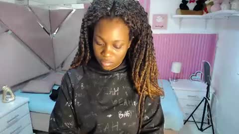 ebony_rizon online show from June 9, 1:01 pm
