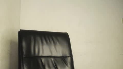Snapshot of ebony_slimgirl0 chatting on June 6, 6:45 pm Lilly online show from June 6, 6:45 pm