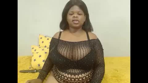 ebonybigboobsx online show from December 20, 5:25 am