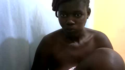 ebonybloom01 online show from October 29, 11:34 am