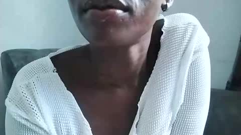 Ebony Melanie online show from February 5, 5:52 am