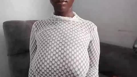 Ebony Melanie online show from February 7, 5:41 am