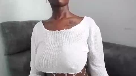 Ebony Melanie online show from February 15, 7:38 am
