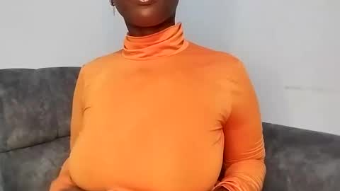 Ebony Melanie online show from February 16, 10:32 pm