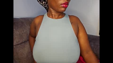 Ebony Melanie online show from October 29, 11:39 pm