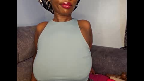 Ebony Melanie online show from November 1, 11:18 pm