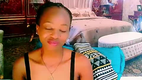 Snapshot of ebonycreamy69 chatting on December 16, 10:03 pm Nova online show from December 16, 10:03 pm