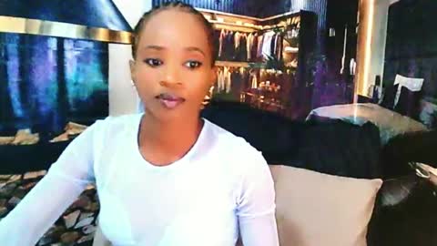 Snapshot of ebonycreamy69 chatting on February 6, 7:02 am Nova online show from February 6, 7:02 am
