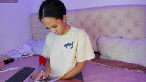Queen Ebony online show from June 13, 3:37 am