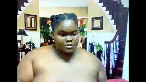 ebonyhotbuns4u2luv online show from February 6, 12:54 am