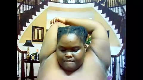 ebonyhotbuns4u2luv online show from February 8, 7:15 am
