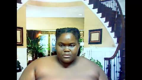 ebonyhotbuns4u2luv online show from February 8, 10:18 am