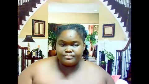 ebonyhotbuns4u2luv online show from February 15, 1:10 am