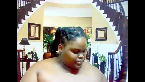 ebonyhotbuns4u2luv online show from February 18, 9:53 pm