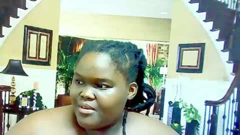 ebonyhotbuns4u2luv online show from February 19, 9:39 am