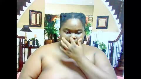 ebonyhotbuns4u2luv online show from February 20, 1:19 pm