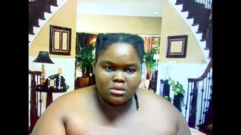 ebonyhotbuns4u2luv online show from February 21, 6:07 am