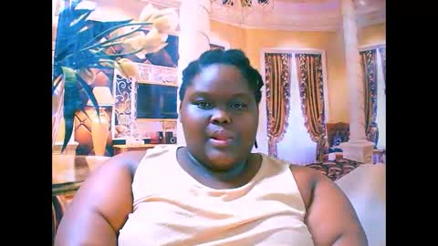ebonyhotbuns4u2luv online show from September 13, 9:14 pm