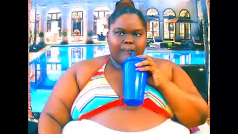 Snapshot of ebonyhotbuns4u2luv chatting on March 29, 10:26 am ebonyhotbuns4u2luv online show from March 29, 10:26 am