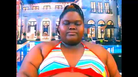 Snapshot of ebonyhotbuns4u2luv chatting on April 8, 6:41 pm ebonyhotbuns4u2luv online show from April 8, 6:41 pm