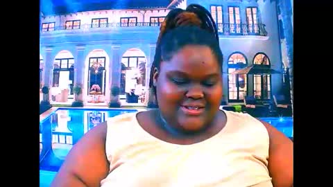 Snapshot of ebonyhotbuns4u2luv chatting on April 16, 8:53 pm ebonyhotbuns4u2luv online show from April 16, 8:53 pm